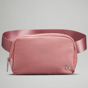 NWOT lululemon Everywhere Belt Bag 1L